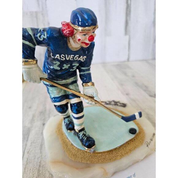 Ron Lee clown hockey player vintage limited 2000 gold figurine statue three of 9 - Picture 7 of 8